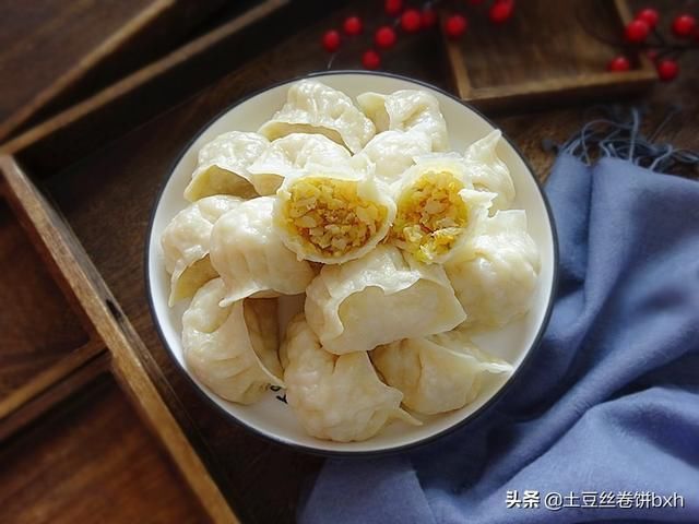 蒸饺|八月，要吃一顿这个馅的饺子，薄皮馅大，鲜香开胃，舒心贴秋膘