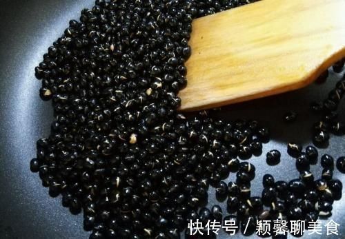 生发剂|女人常吃这4黑,强过生发剂,促进头发生长,不再担心头发大把掉