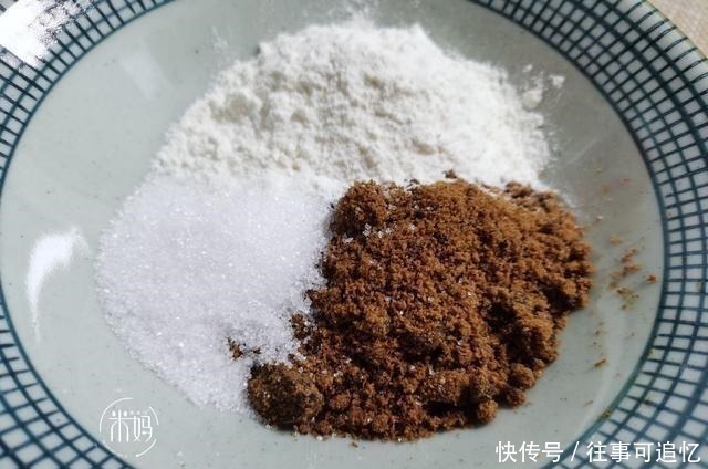 味道棒|这饼我家三天两头做一回，外酥里糯，甜味悠长，老人孩子都爱吃