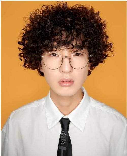 羊毛卷|2021发型别乱剪，又帅又时尚男发来了，想换发型看过来