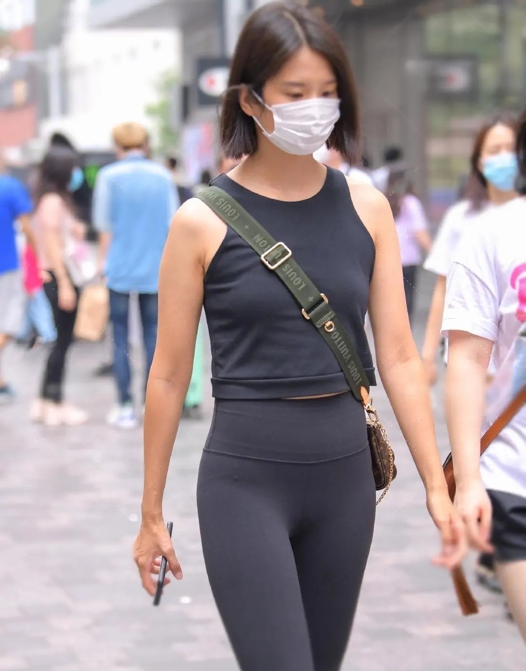 谁还没穿过打底裤别太得意忘形,穿搭稍有不慎,可能前功尽弃