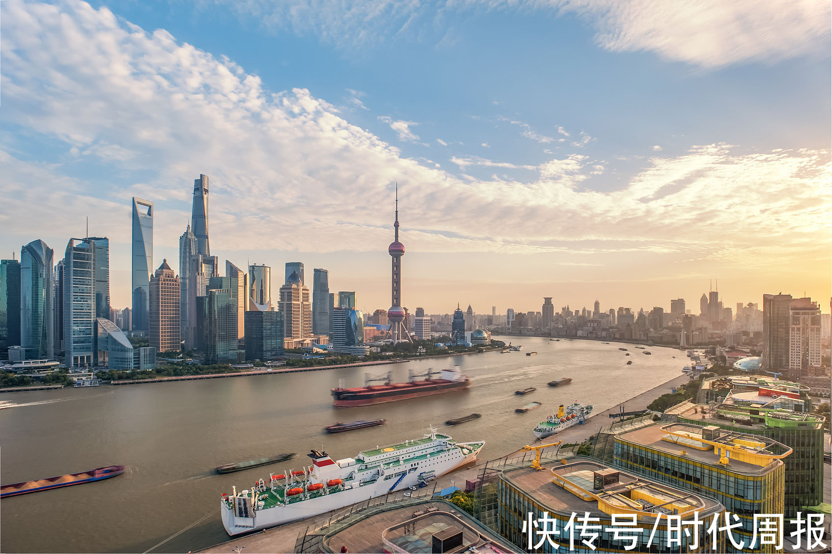 杨雨蕾|上海楼市房贷新政满月：二手房交易量价齐跌，部分购房者迎来首付攀升