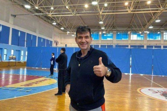 外教|广东宏远救星来了!CBA大牌外教确定加盟,杜锋收获好帮手