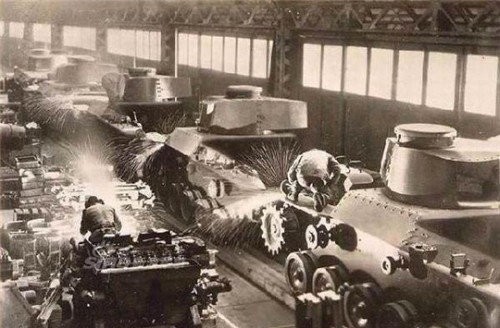 奖励|放羊娃意外发现日军“宝藏”，足足运了13辆卡车，得到100元奖励