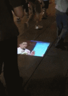 |搞笑段子王:大爷,广场舞没少跳吧,怎么在车上还扭来扭去的啊