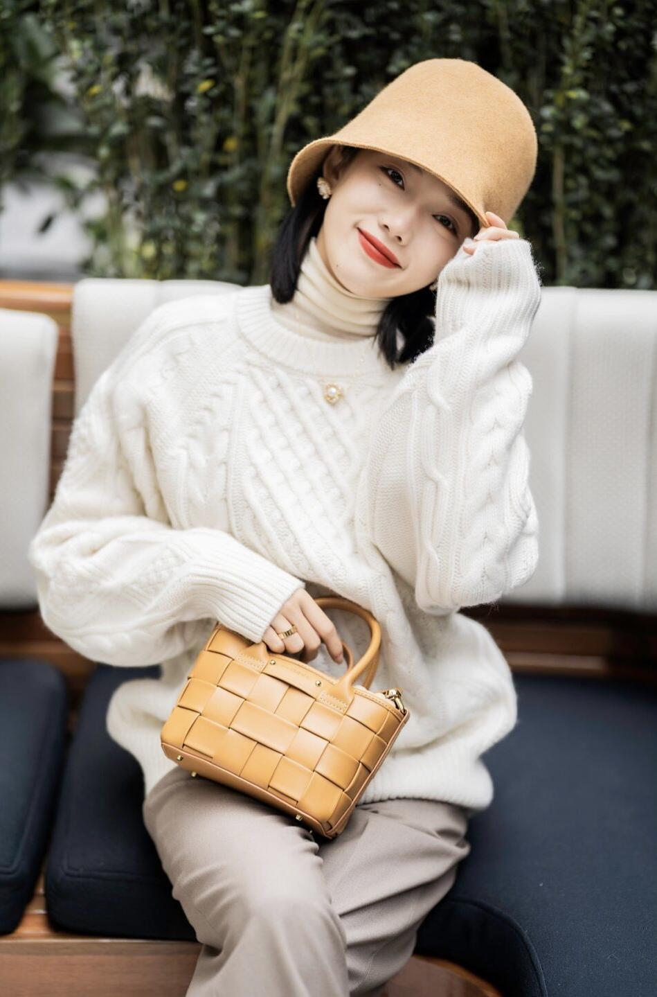 半身裙|这些才是“毛衣”的高级穿法,柔软舒适又百搭,保暖温柔不挑人