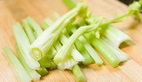 预防肠癌|肠道开始癌变,入厕时会有3种表现,若一个不占,说明肠道很健康