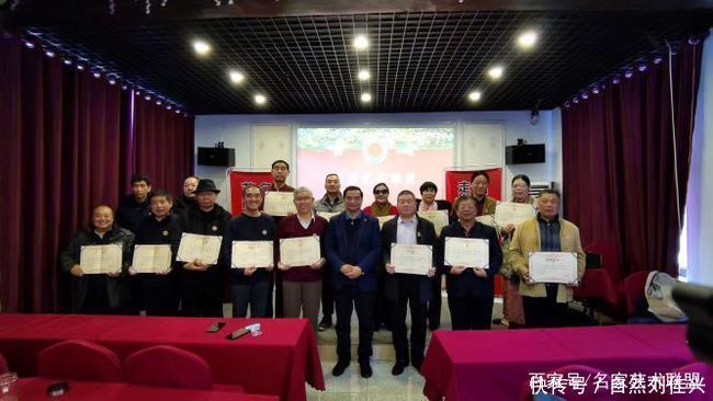 签约|名家艺术联盟签约不久,企业就高价订购杨良民书画作品原因?