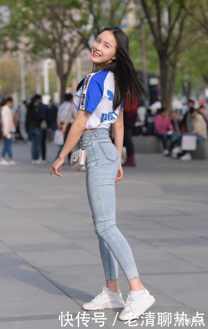 初恋的那个她，你还记得吗带你怀念一下初恋的感觉