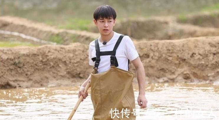 同學(xué)們|彭昱暢憑借綜藝節(jié)目爆紅，沒(méi)有任何差評(píng)，他的成功讓人敬佩