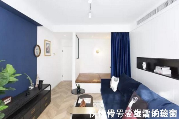 卡座|客厅面积小空间难利用参考这3套经典案例,打造高效多功能客厅