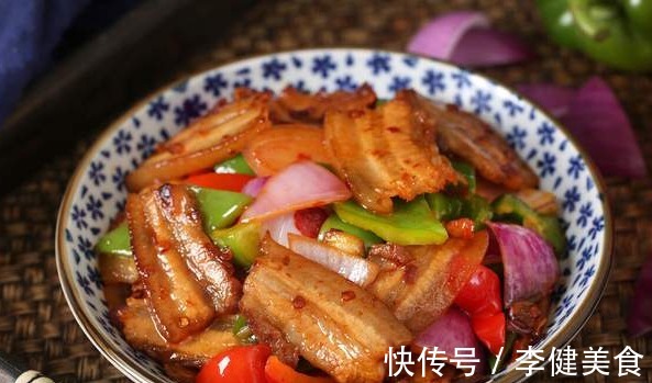 关键|回锅肉为何又老又柴大厨教你关键1步,出锅软糯鲜香,肥而不腻