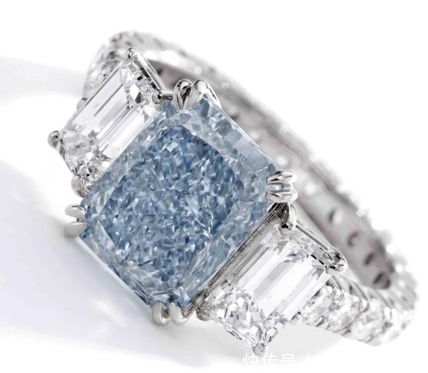 瑰丽|纽约苏富比“瑰丽珠宝”拍卖落槌:彩色当道!