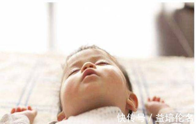 宝宝|“我家宝宝累了才睡”,朋友觉得不对劲,送医检查后妈妈方才后悔