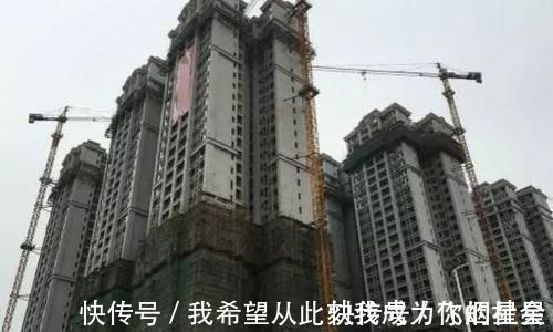 开发商|买房选一期还是二期，听了开发商朋友的话，秒懂