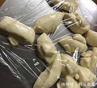 为小餐包的懒人发酵,让上班族吃上一顿漂亮的早餐!