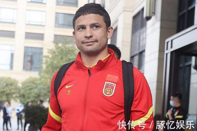 李铁|李铁宁愿放弃韦世豪郭田雨,也要给归化球员足够的机会?