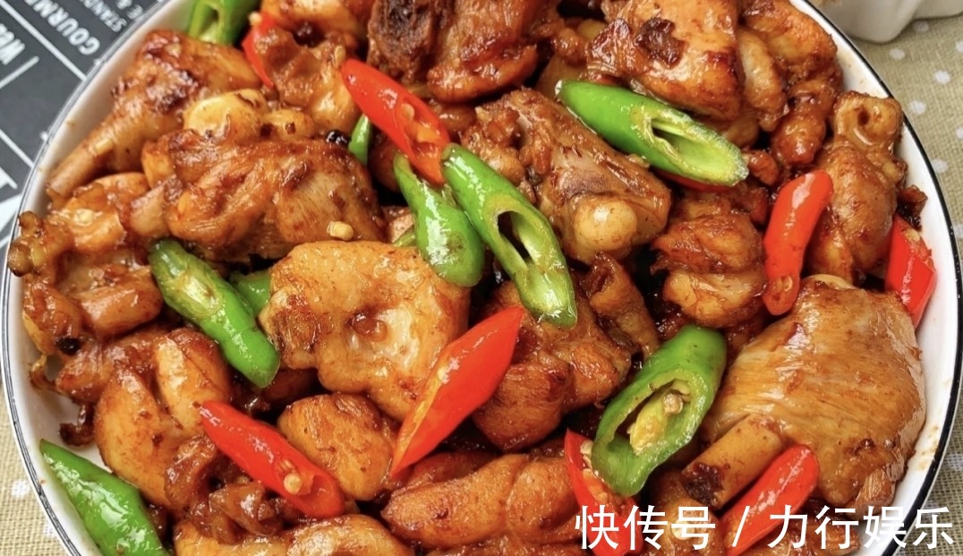 几道很好吃的美食，做法很简单，在家就能做，赶快动手做一道！