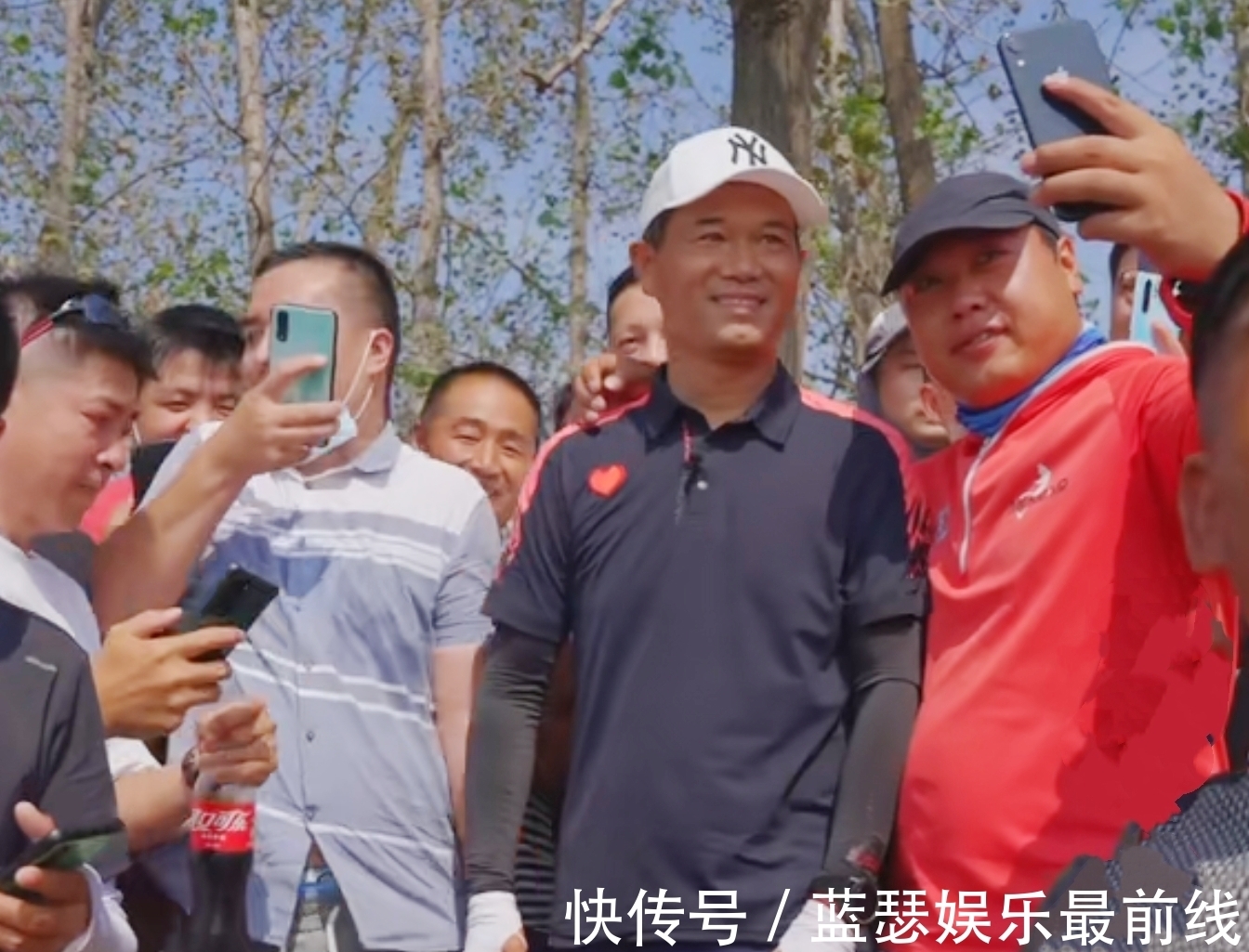 暗讽刘志强钓鱼不会打窝?钓王邓刚的言论引发“刘粉”质疑