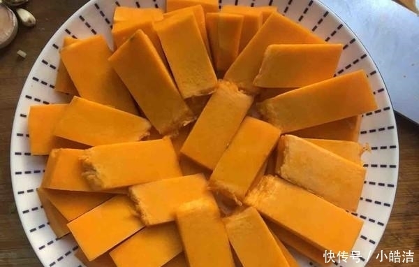 鸡腿到底要怎么蒸?大厨:告诉你正确的蒸法,保证鸡肉最鲜美