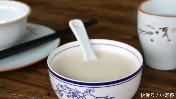 花生和它一起煮,多给孩子喝,个子蹭蹭的长,比喝骨头汤都强