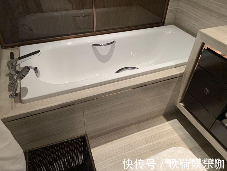 泡澡|白送也不要做的10个家居设计,花钱找罪受,简直就是给自己添堵