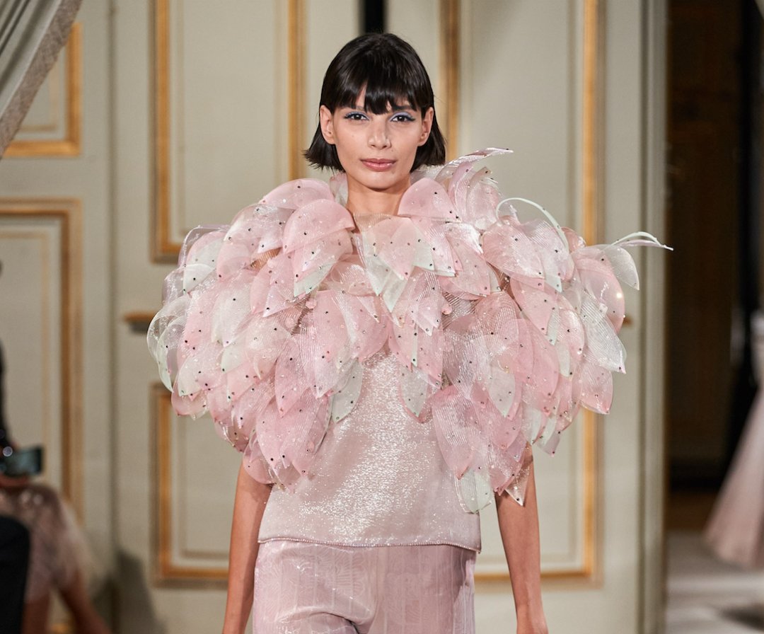 87岁的阿玛尼老爷子，依然是把高级做得最优雅的人|T型台 | shine