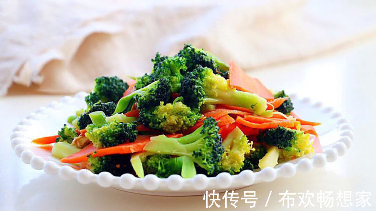 青笋|美食推荐水煮牛肉，金针菇小炒，爆炒小肉丝，胡萝卜炒西兰花