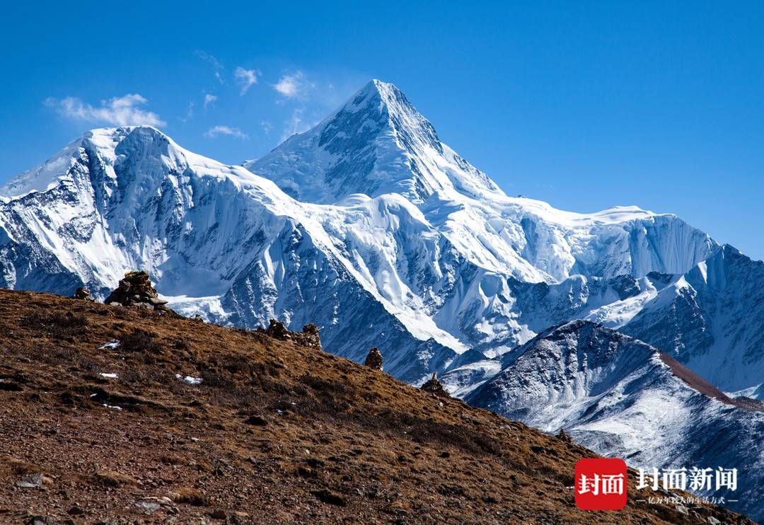 山峰|十二年追峰路：他为山峰拍“证件照” 贡嘎山高度做网名｜图集