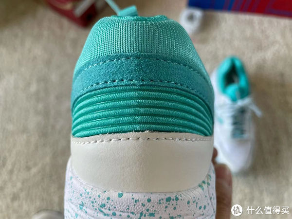 配色|Sneaker 篇一百一十八：Saucony Azura OG和Grid 8500开箱