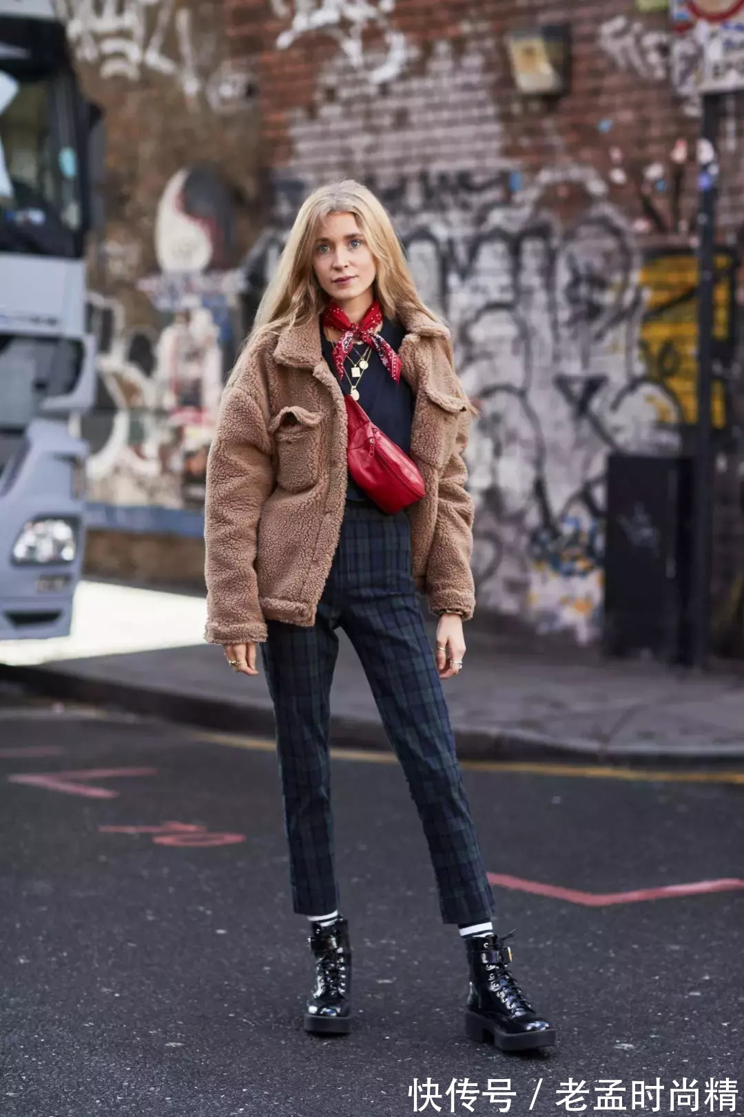 围巾 秋冬叠穿法,高级显瘦挡不住