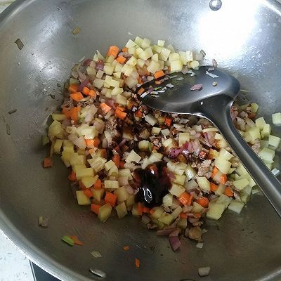 小土豆|土豆打卤面