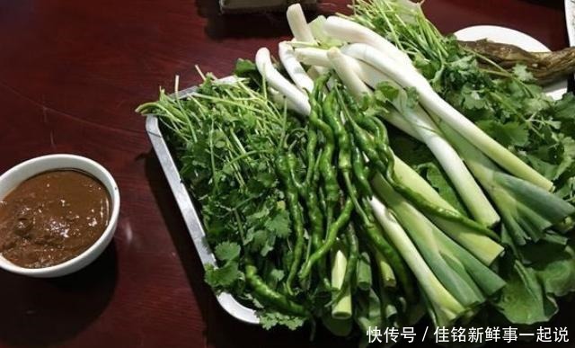 和北方人在一起,最不能忍受他们生吃这3样食物,简直是在遭罪!