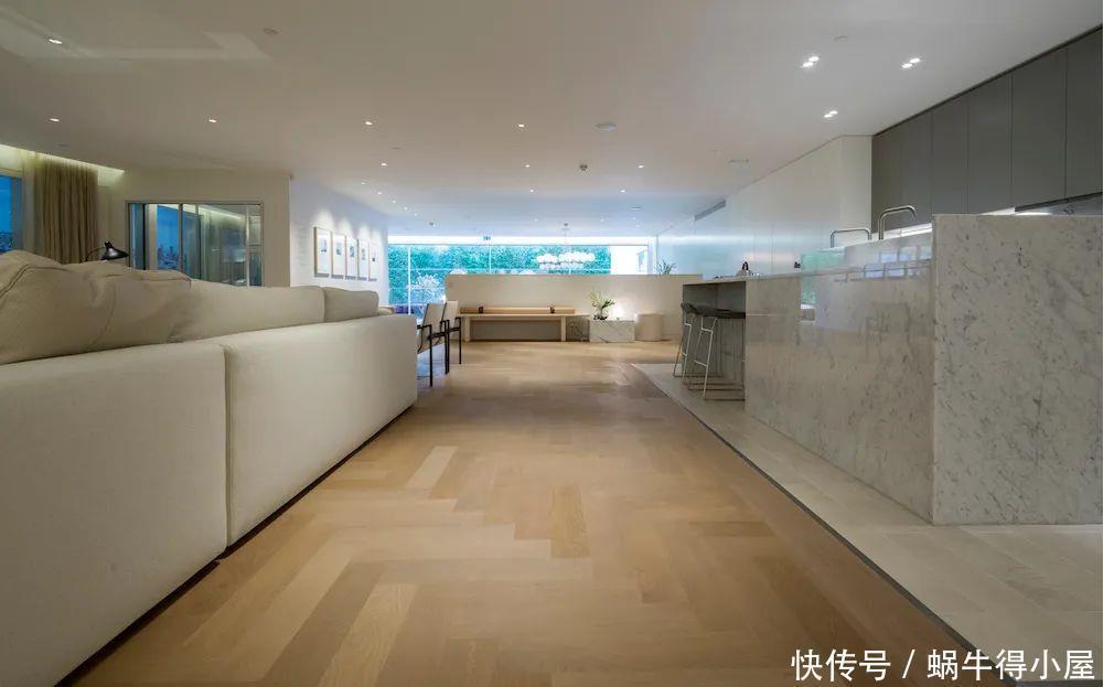 木地板|地板别再横平竖直了，丑又土！看看这些铺贴方式，一个比一个漂亮