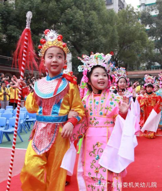 幼儿|人民的文艺｜潘虹：让文化自信植根幼儿心灵