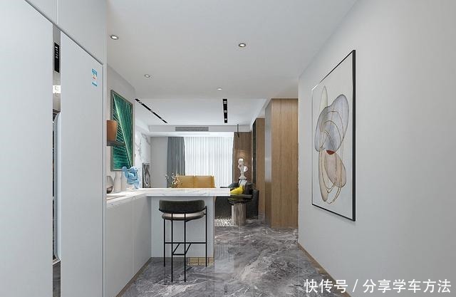 玻璃|老婆坚持衣帽间做玻璃柜门，我一直反对，完工看到效果后我闭嘴了！
