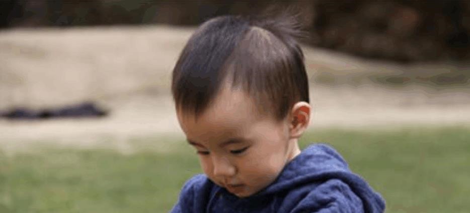 智能手机|宝宝每天玩两个小时的手机, 长大后智力会产生什么变化, 你知道吗!