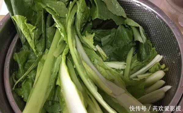 饺子馅|夏季“它”成捆卖,做饺子放一把,一个字鲜!一家老小抢着吃