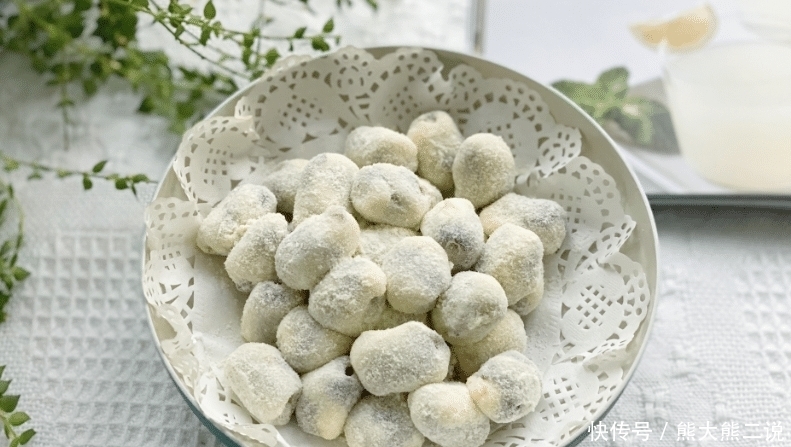 健康|新晋网红小零食“杏仁奶枣”,奶香浓郁又健康,孩子吃起来也安心!