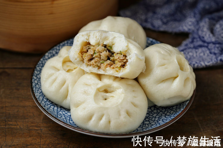 肉馅|用东北特色菜蒸包子，味道倍儿鲜美，老公自己就能吃一屉，真服了