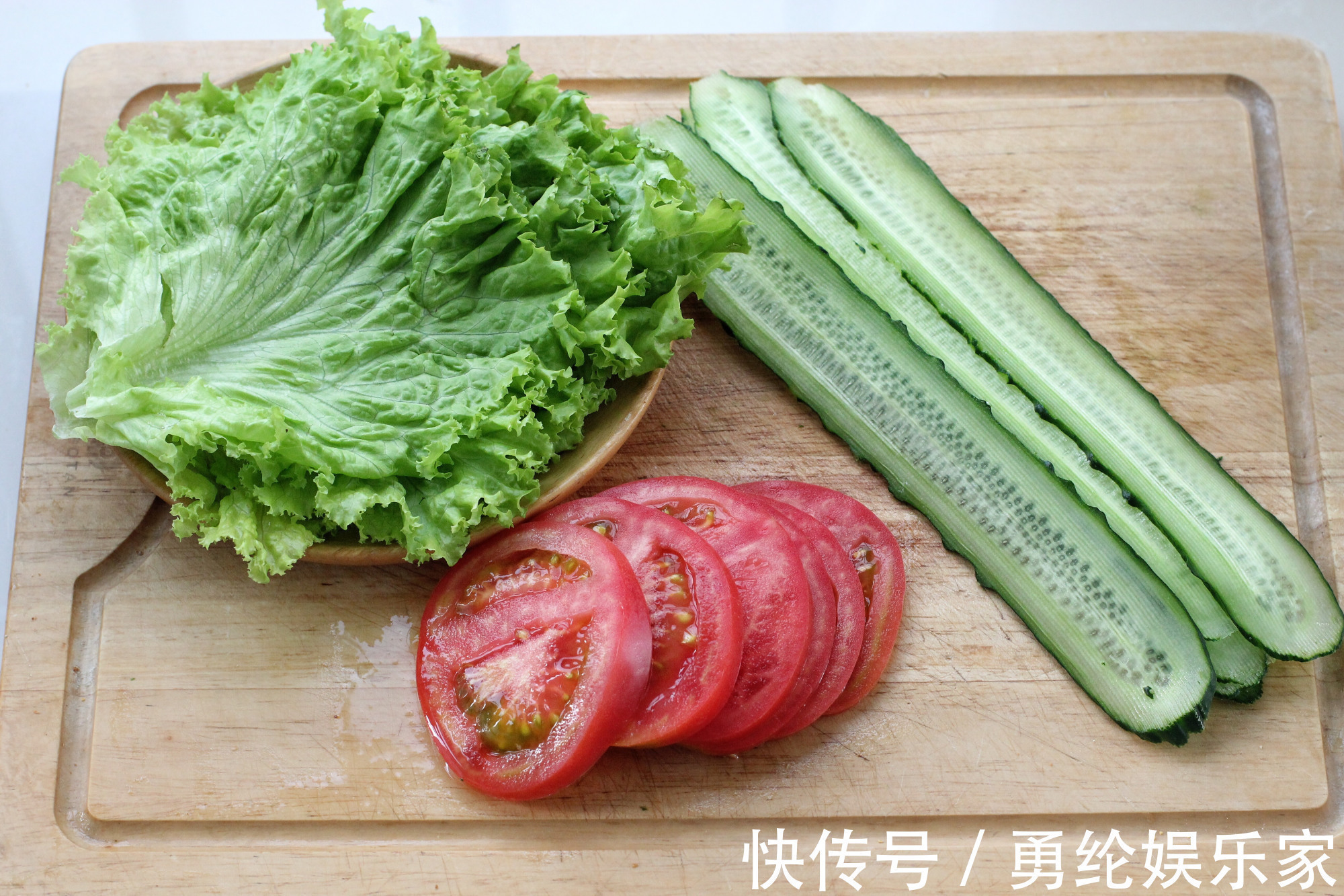 自制无油爆浆鸡排三明治,干净卫生比外卖健康,少花钱吃得还过瘾