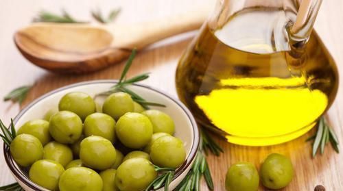 玉米油、大豆油、花生油,哪种油更适合家庭使用区别大,别用错