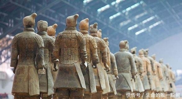 秦始皇陵|秦始皇陵并非没人守墓,一家族世代为其守墓,每守20年换人!