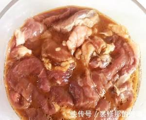 不能出门在家吃什么？送您家庭版三汁焖锅，简单美味下饭，动手吧