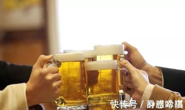 酒水|喝酒后很快排尿的人,与很久都不排尿的人,哪种更健康?