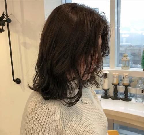 雷区|中年女性烫头显老？教你几招，避开雷区又时髦