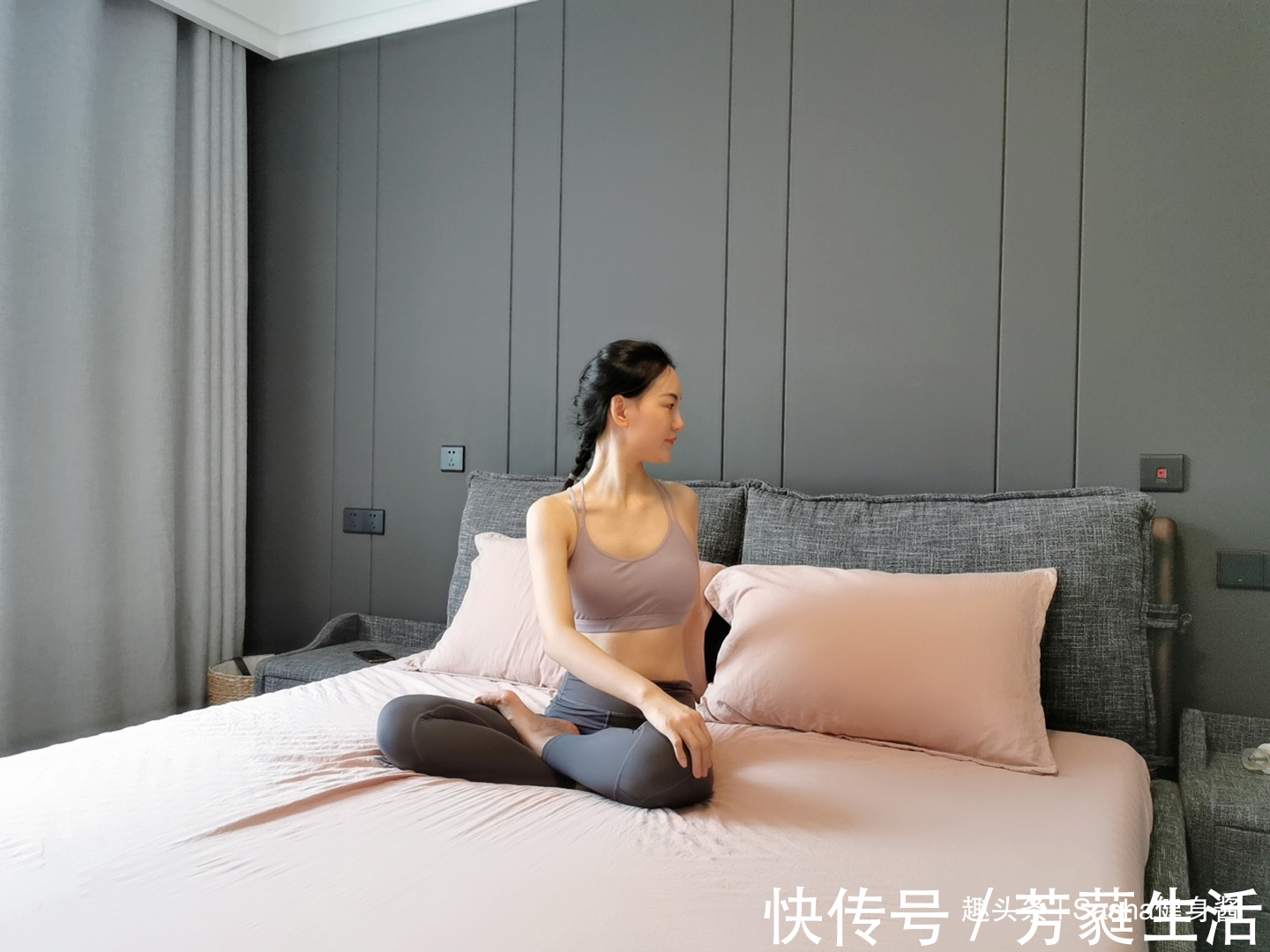 经络|背薄一寸，年轻十岁，4个瑜伽动作塑造完美背部