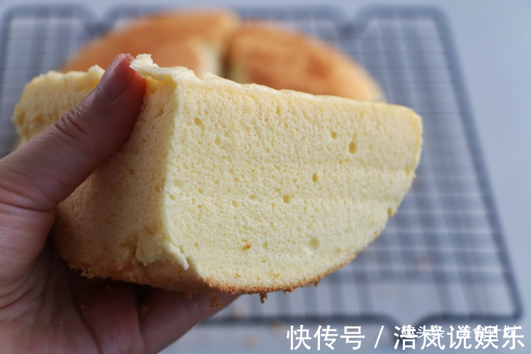 电饭煲蛋糕老是失败掌握小技巧,不回缩不塌陷,比烤的还好吃