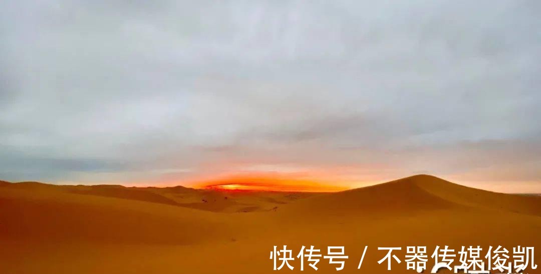 浪漫|沙漠看星星，赏珠宝，顶级奢牌就是这么浪漫