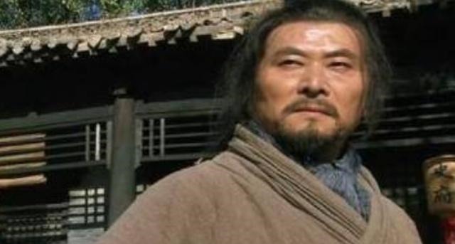 水浒传$水浒传的隐秘高手,只有卢俊义能和他一较高下,五虎将都打不过他